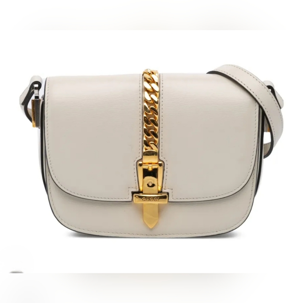 🤍 Gucci Sylvie Crossbody 🤍